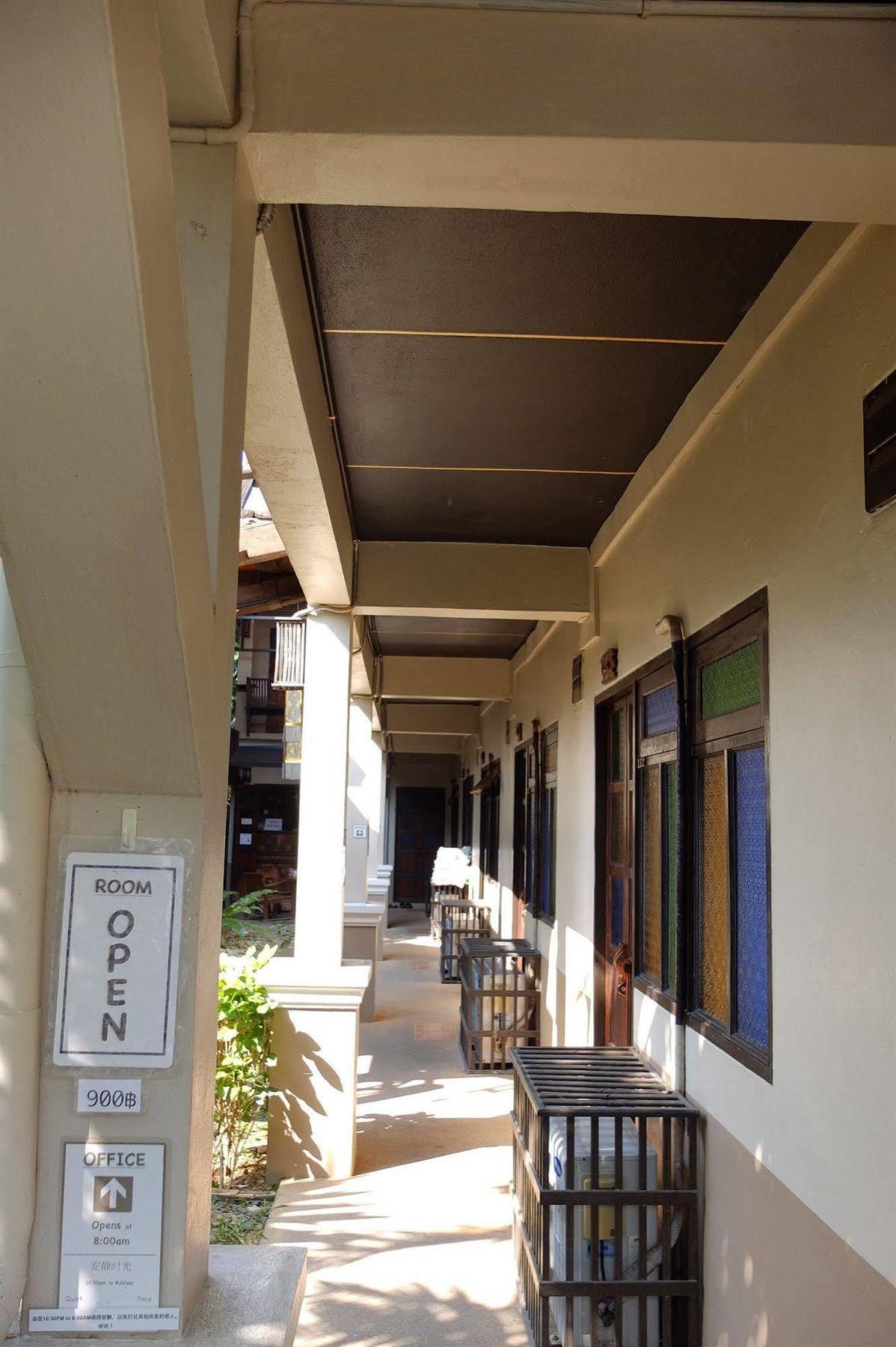 Saithong Guesthouse Τσιάνγκ Μάι Εξωτερικό φωτογραφία