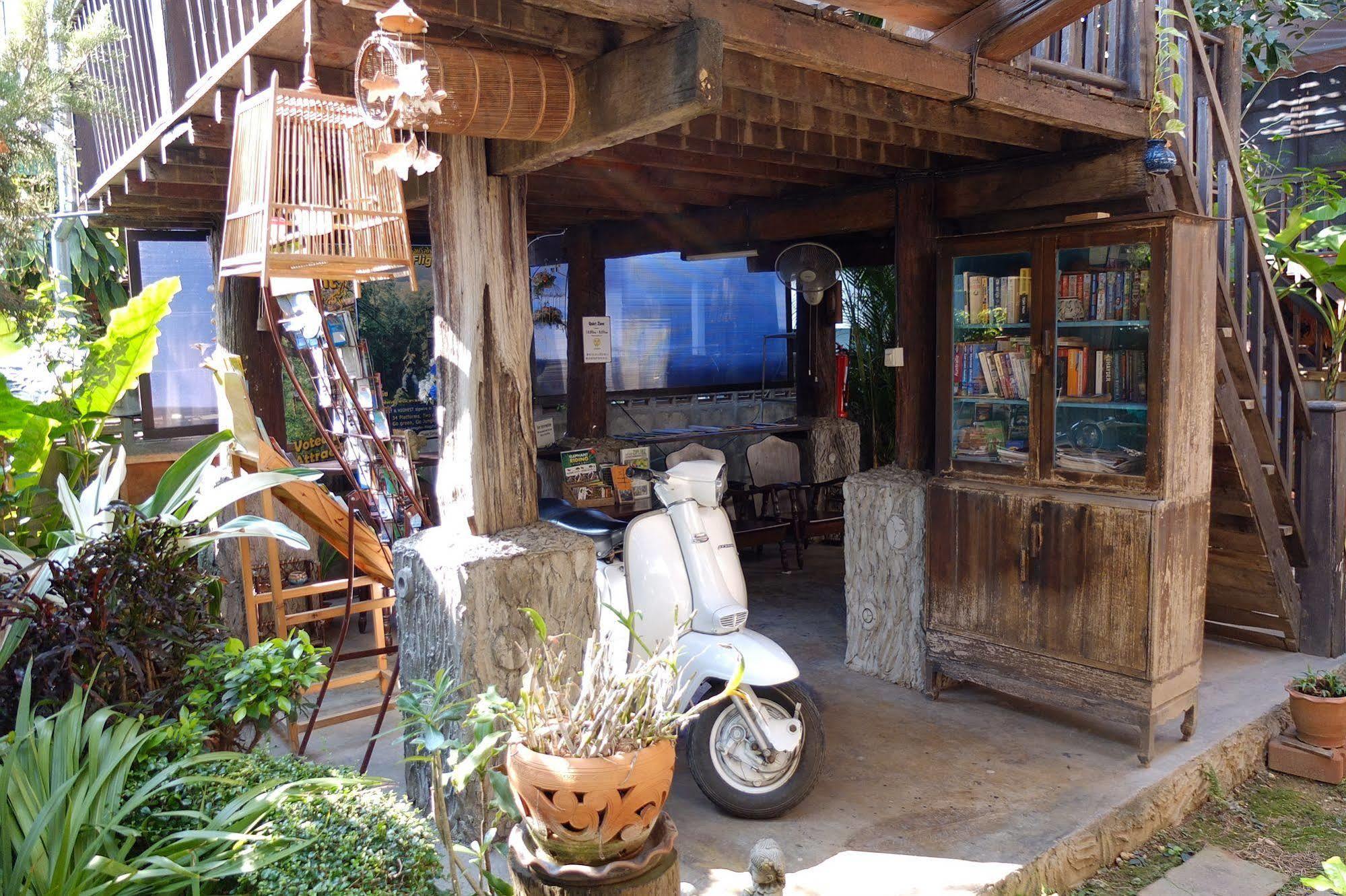Saithong Guesthouse Τσιάνγκ Μάι Εξωτερικό φωτογραφία